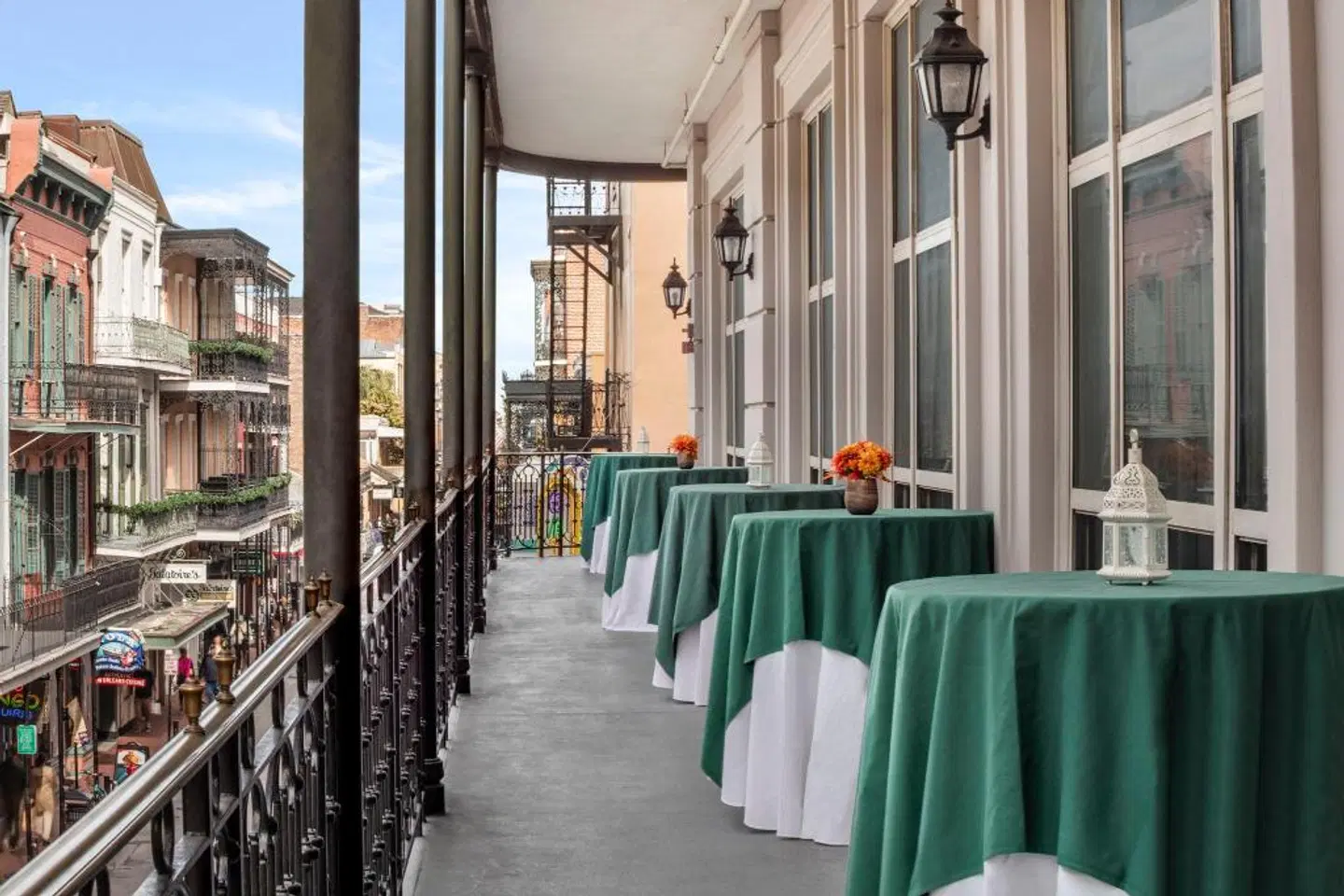 Crowne Plaza New Orleans French Qtr - Astor by IHG Bar