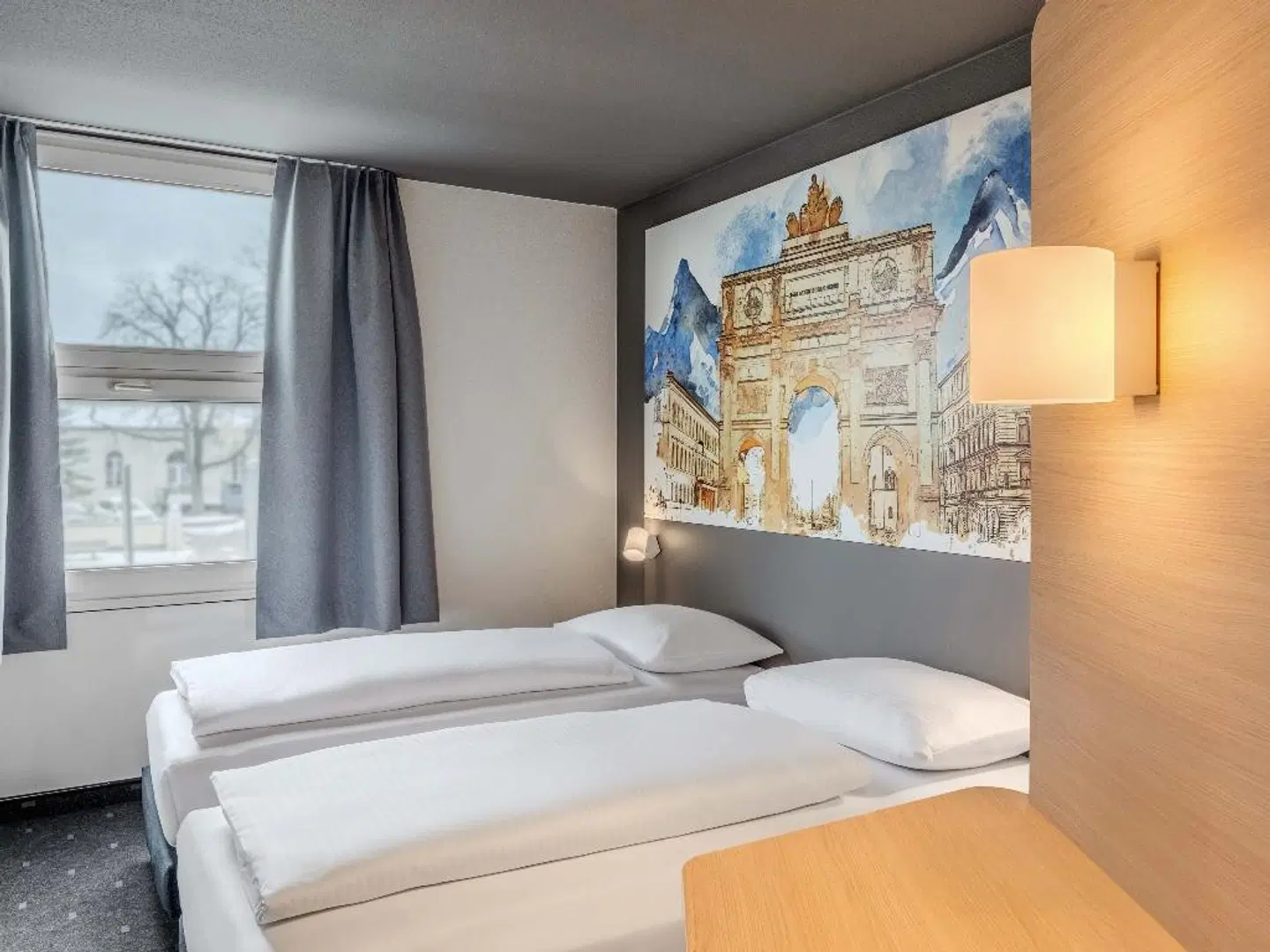 B&B HOTEL München-Schwabing ROOM_EXAMPLE