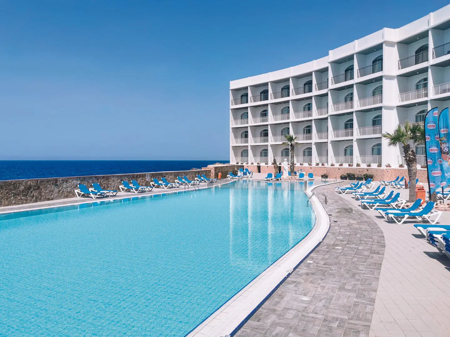 Paradise Bay Resort OUTDOOR_POOL
