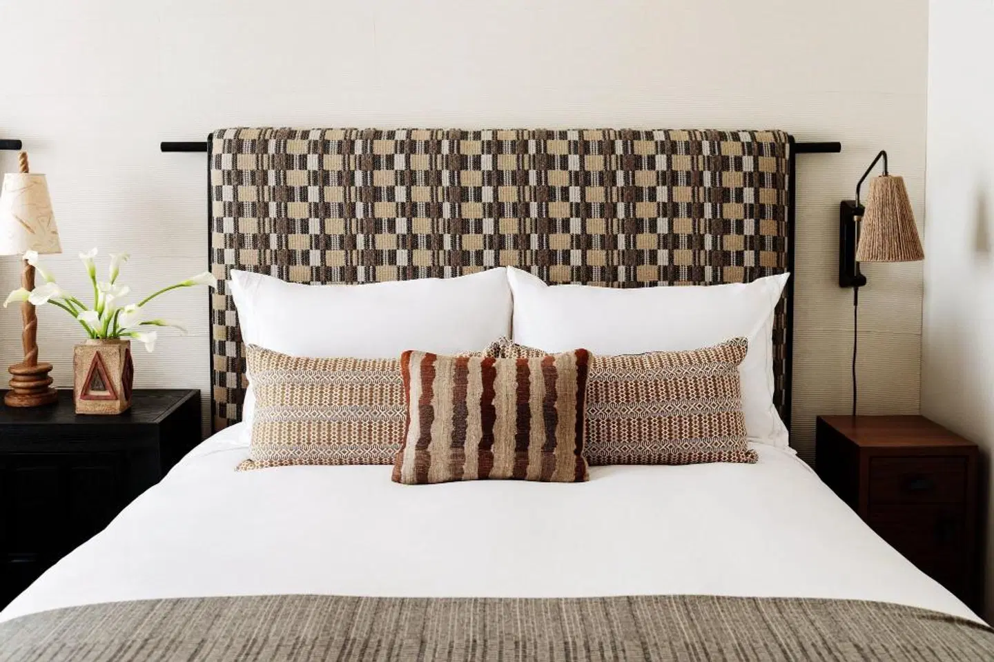 Downtown Los Angeles Proper Hotel, a Member of Design Hotels ROOM_EXAMPLE