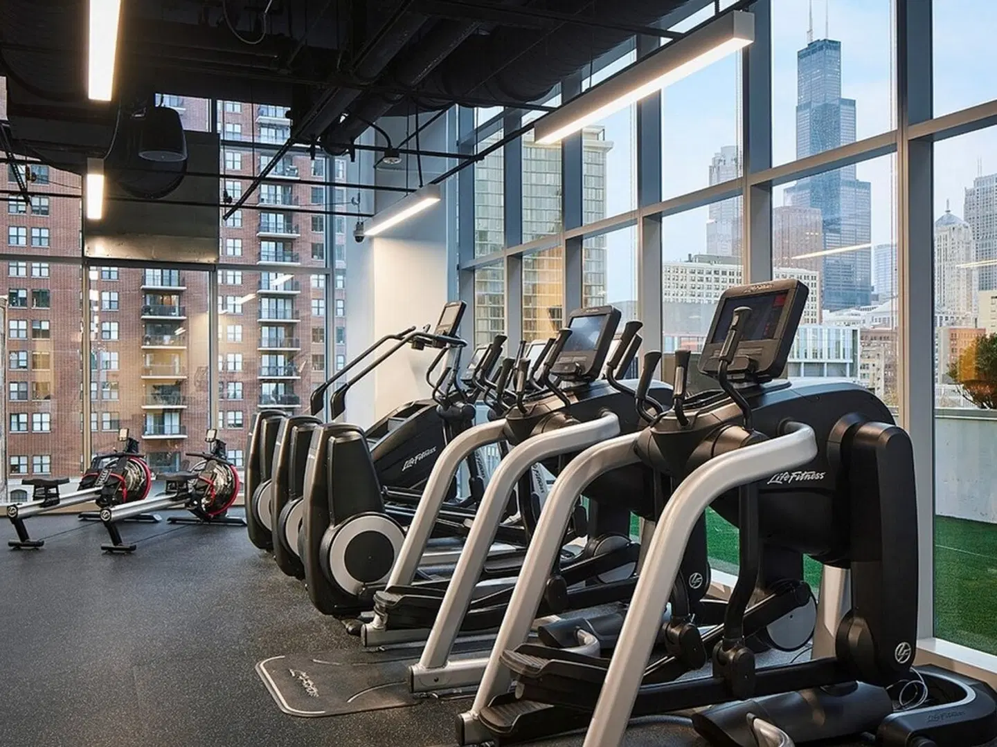 Sentral Michigan Avenue SPORTS_AND_LEISURE
