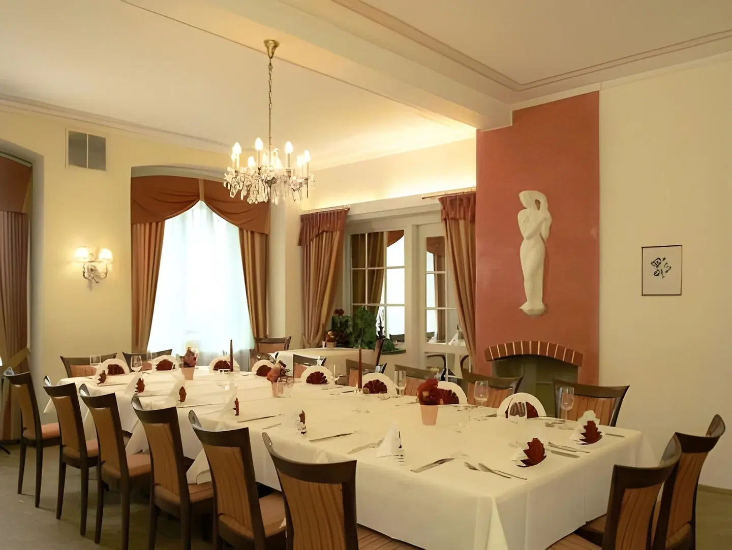 Weisses Ross Konferenz