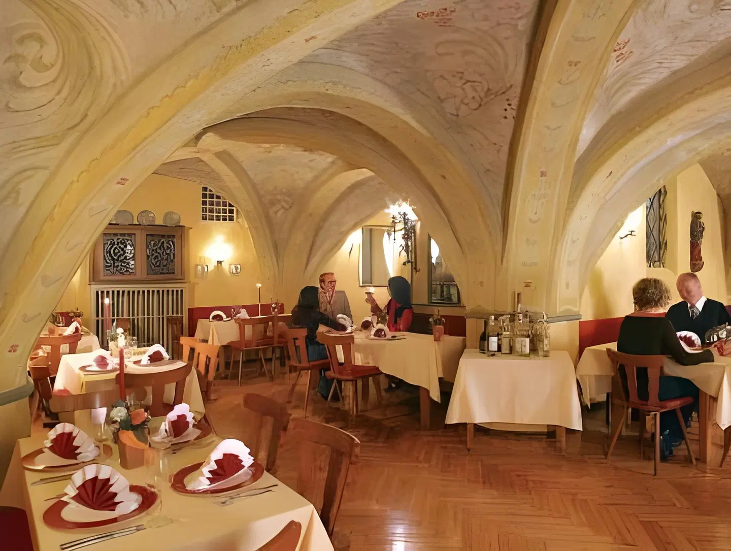 Weisses Ross Restaurant