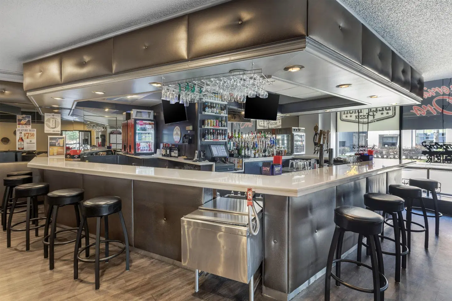 Best Western River North Hotel Bar