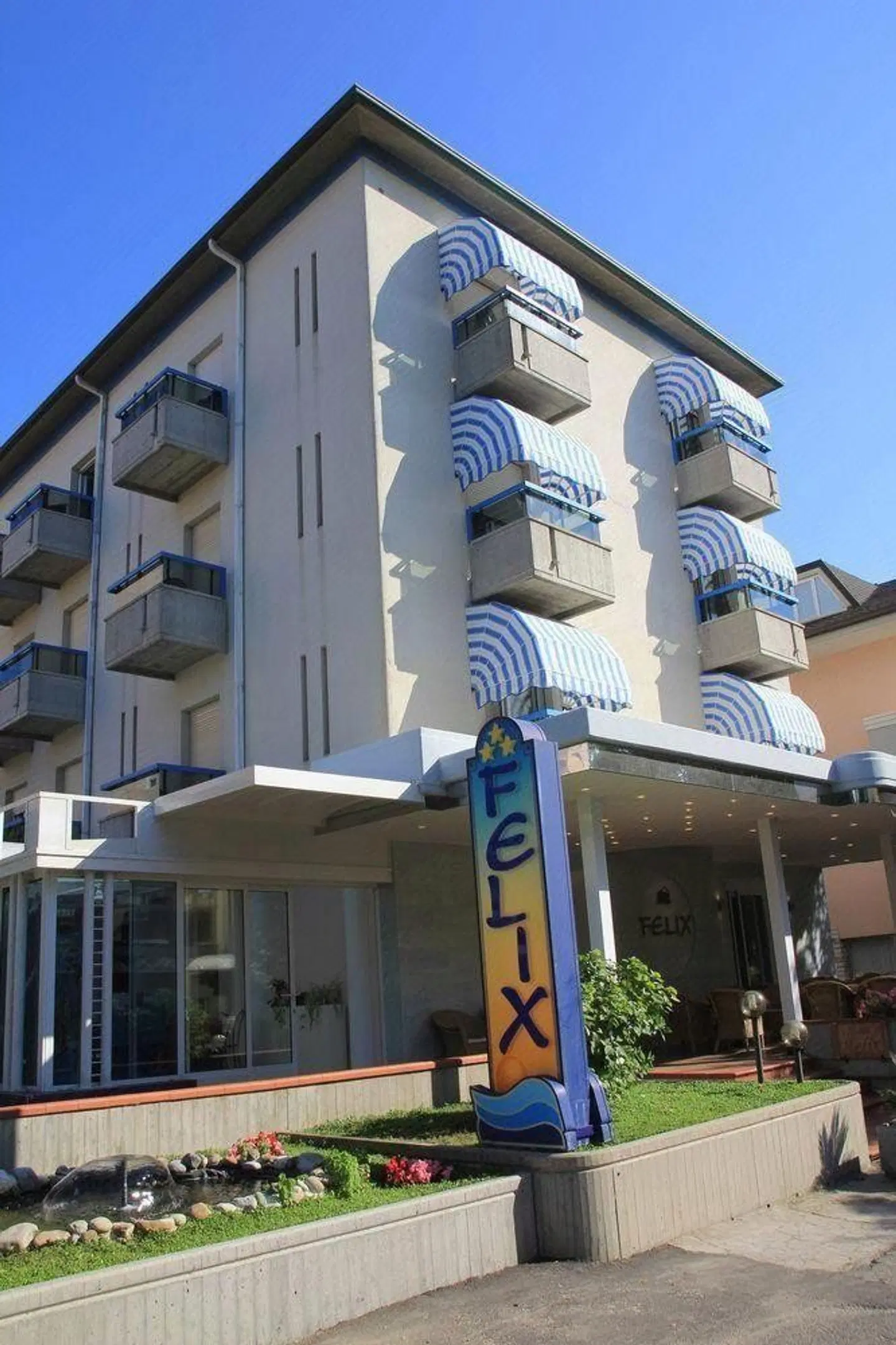 Hotel Felix EXTERIOR