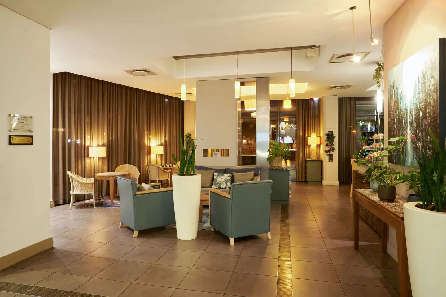 Protea Hotel by Marriott Cape Town North Wharf LOUNGE_LOBBY