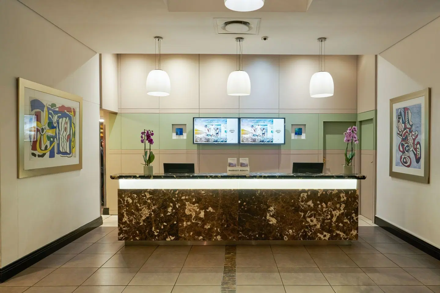 Protea Hotel by Marriott Cape Town North Wharf LOUNGE_LOBBY