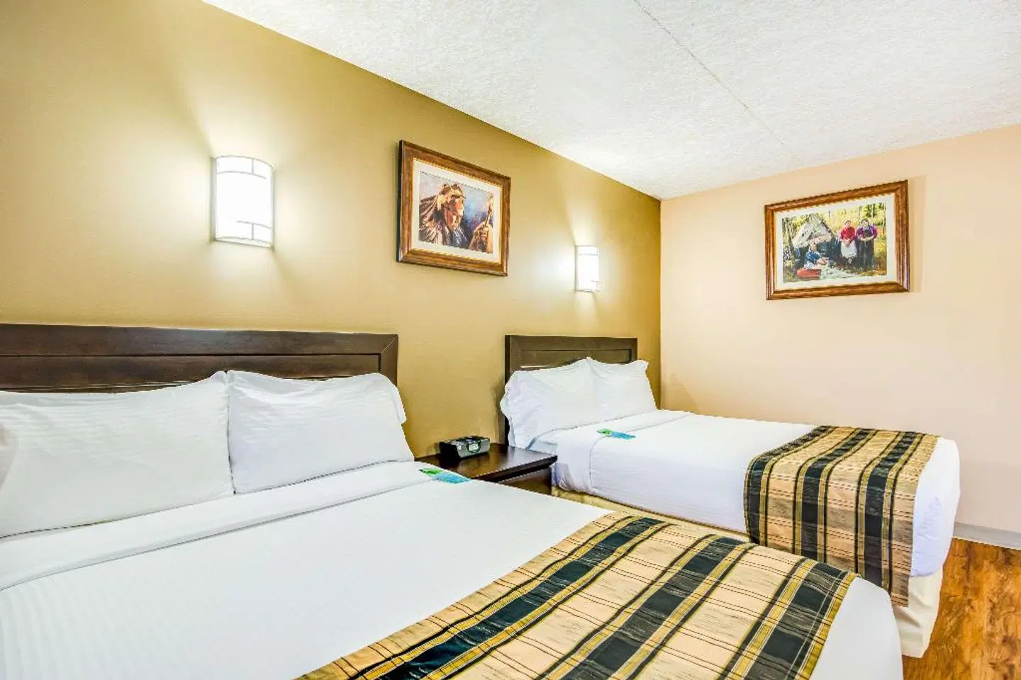 Quality Hotel & Conference Centre Sawridge ROOM_EXAMPLE