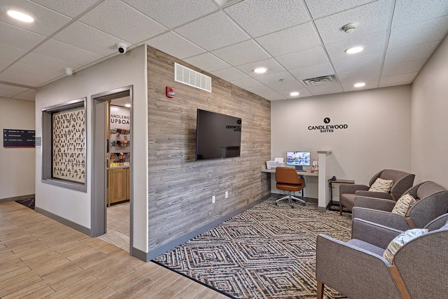 Candlewood Suites Peoria at Grand Prairie by IHG ROOM_EXAMPLE