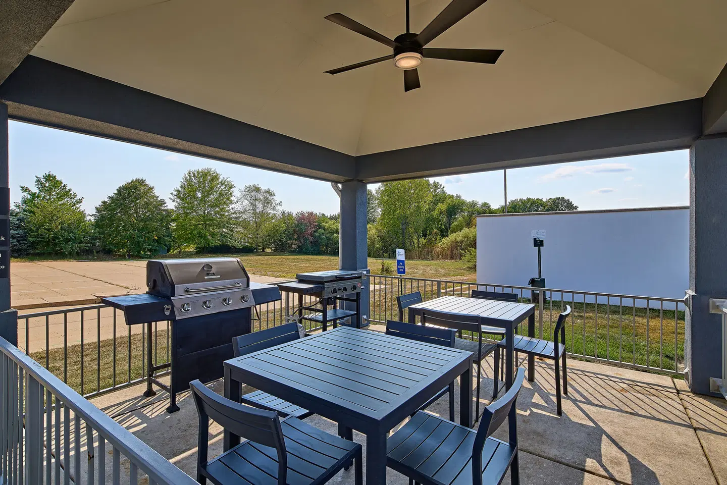 Candlewood Suites Peoria at Grand Prairie by IHG Terrasse