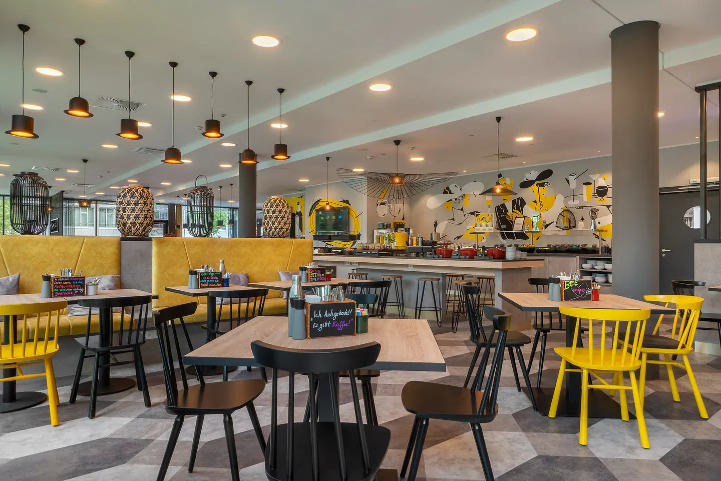 Holiday Inn - the niu, Fury Aschheim Messe Bar