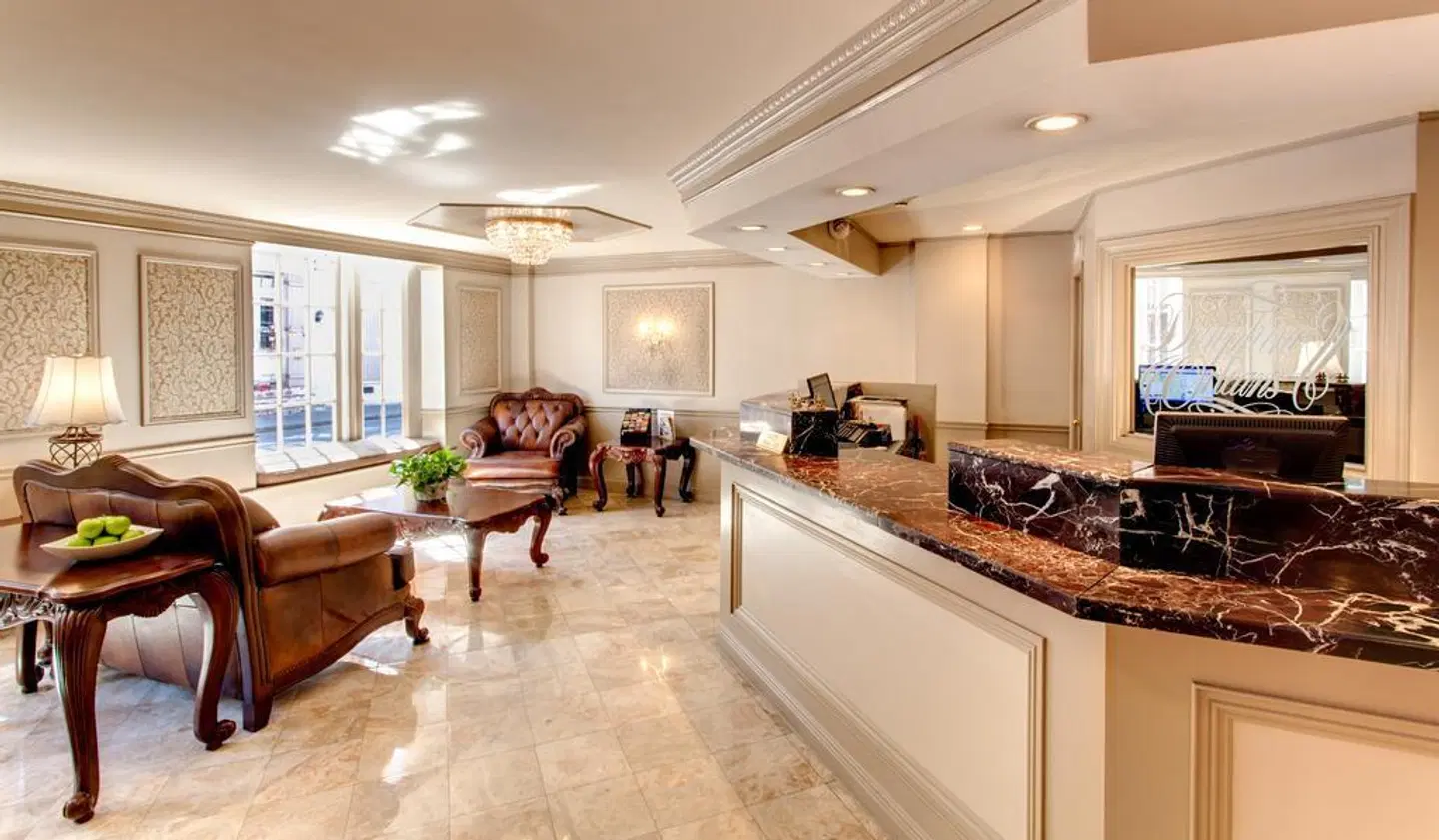 Dauphine Orleans Hotel Bar
