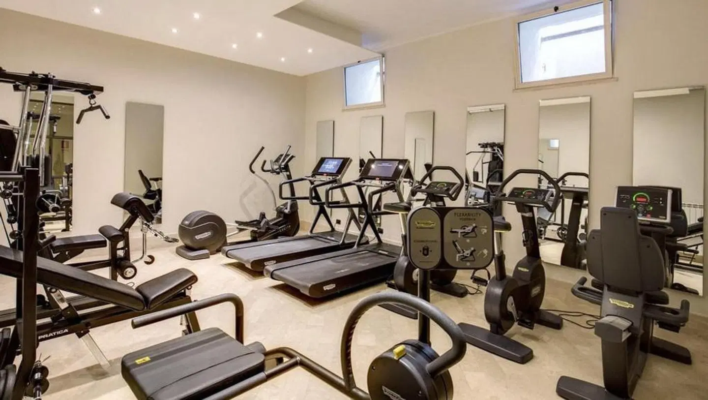The Strand Hotel SPORTS_AND_LEISURE