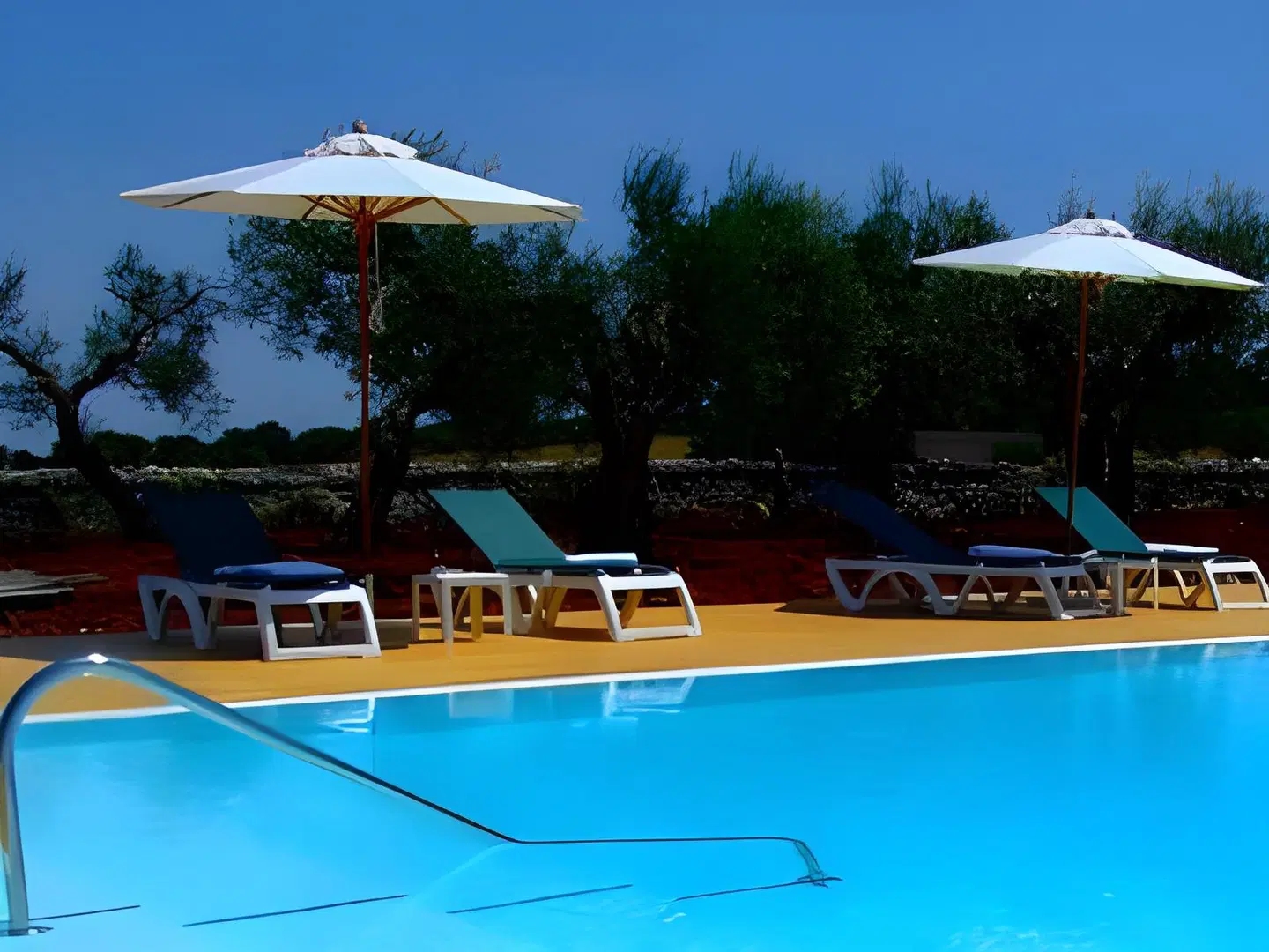 Victor Country Hotel OUTDOOR_POOL