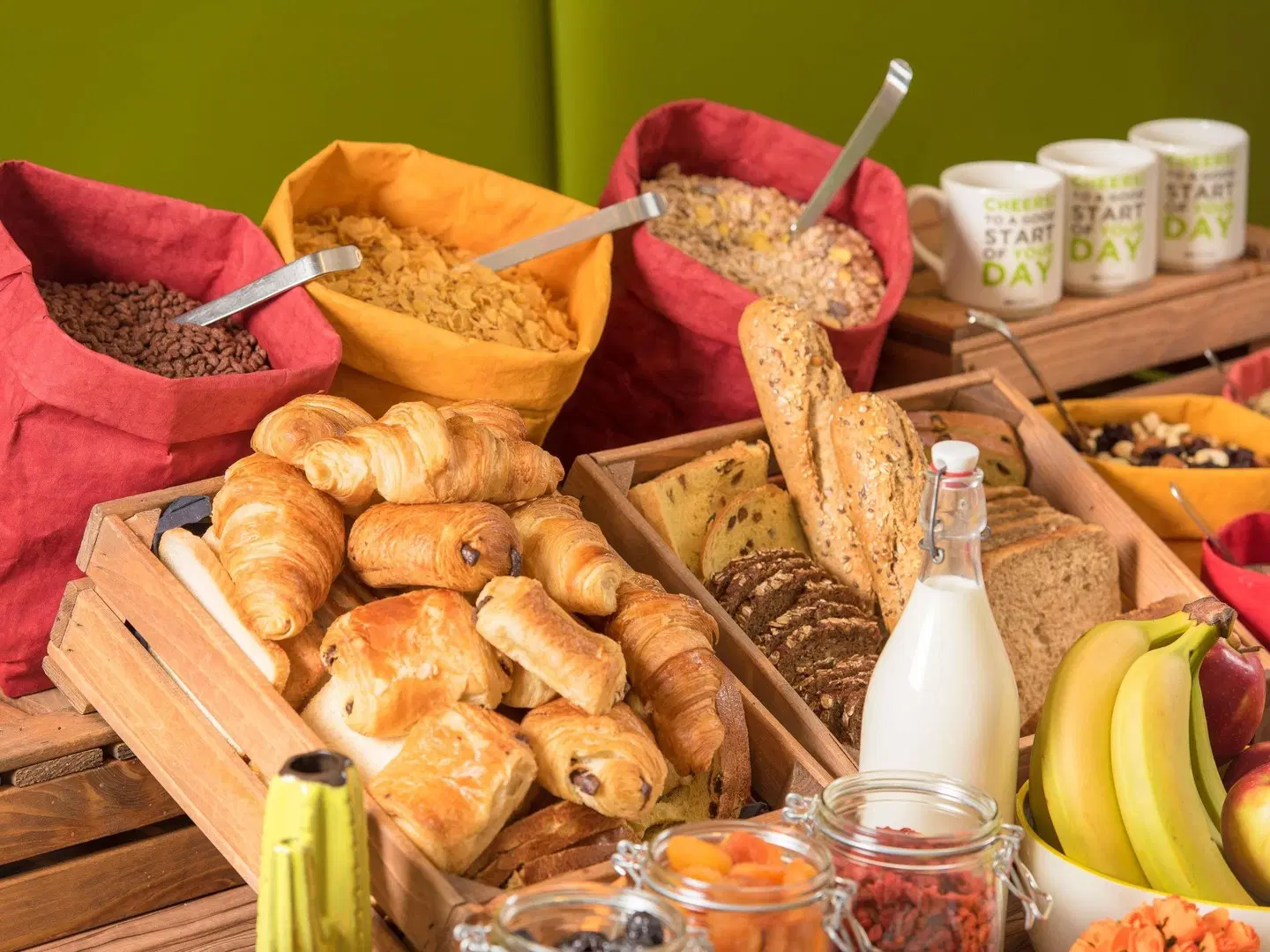 Ibis Styles Kuala Lumpur Bukit Bintang PEOPLE