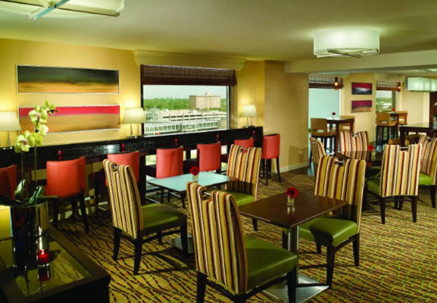 Marriott Chicago OHare Bar