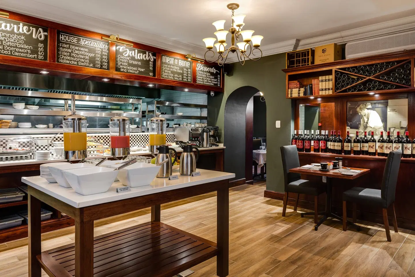 Protea Hotel by Marriott Franschoek Bar
