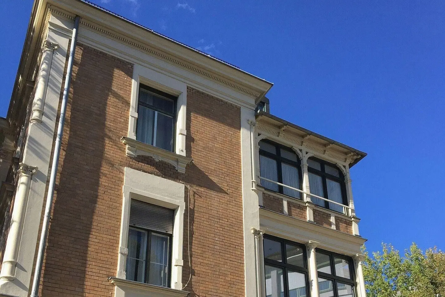 Hotel Uhland EXTERIOR