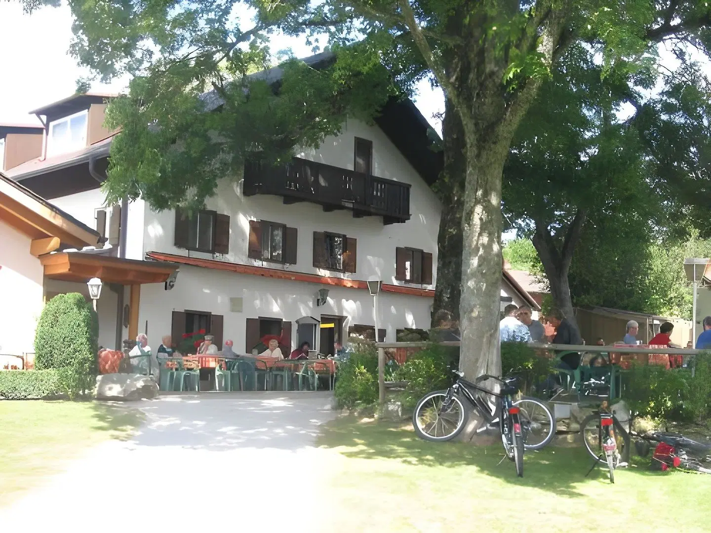Landhotel Huber am See EXTERIOR
