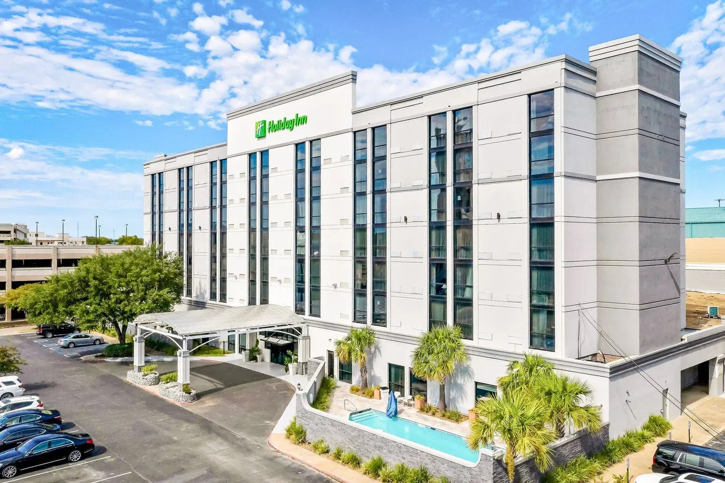 Holiday Inn Alexandria - Downtown by IHG EXTERIOR