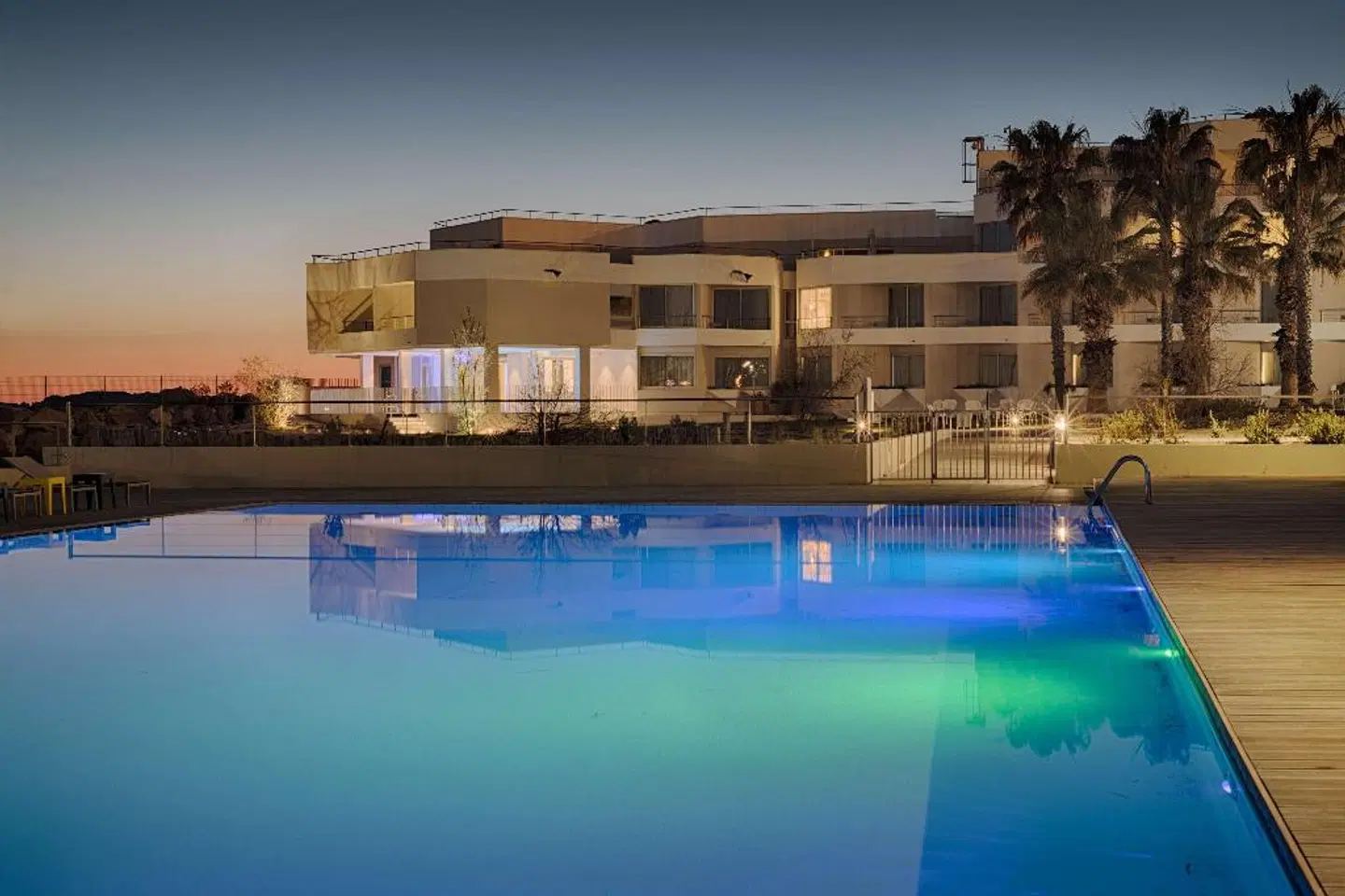 nhow Marseille OUTDOOR_POOL