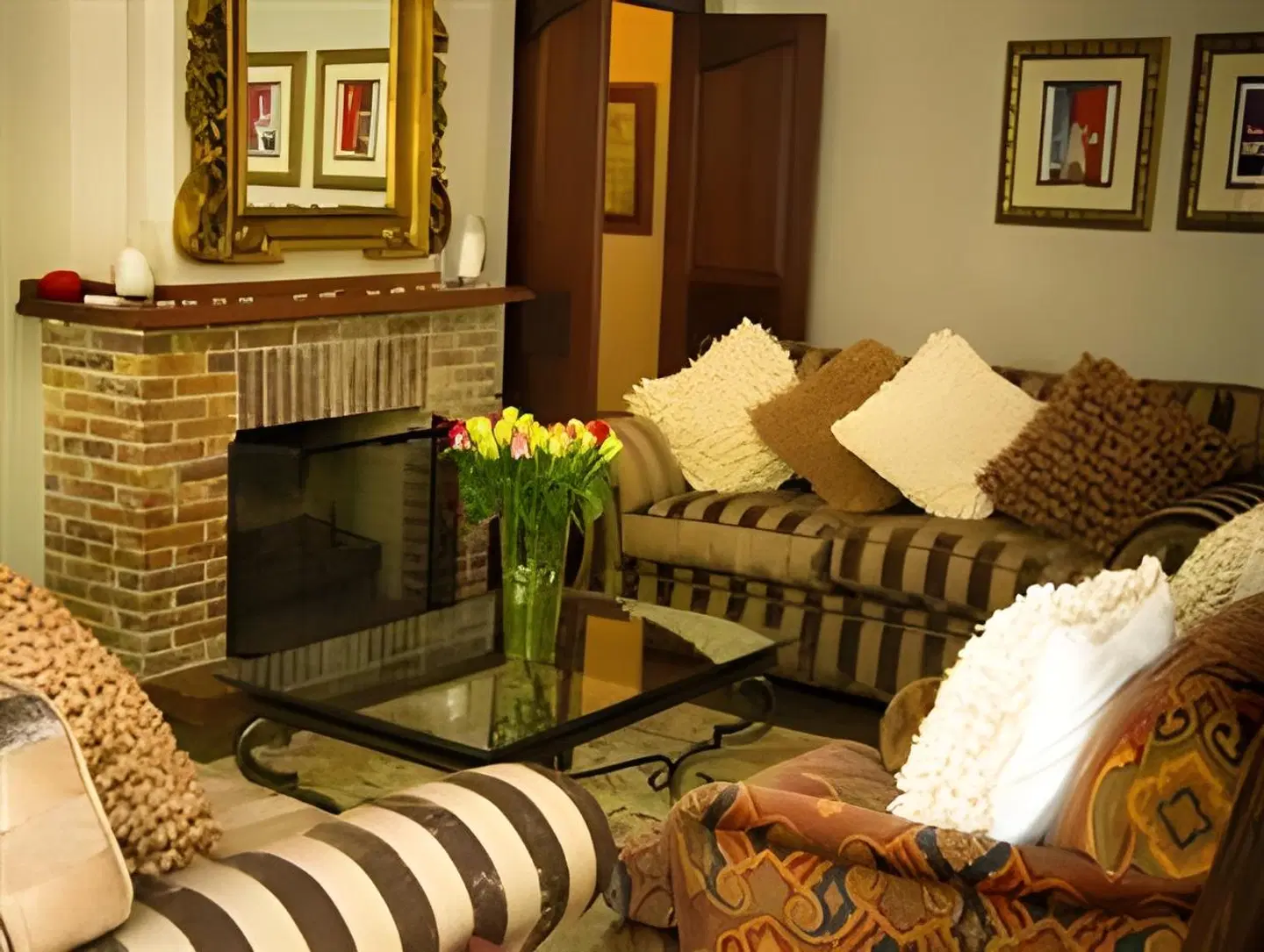 5 Seasons Guest House ROOM_EXAMPLE
