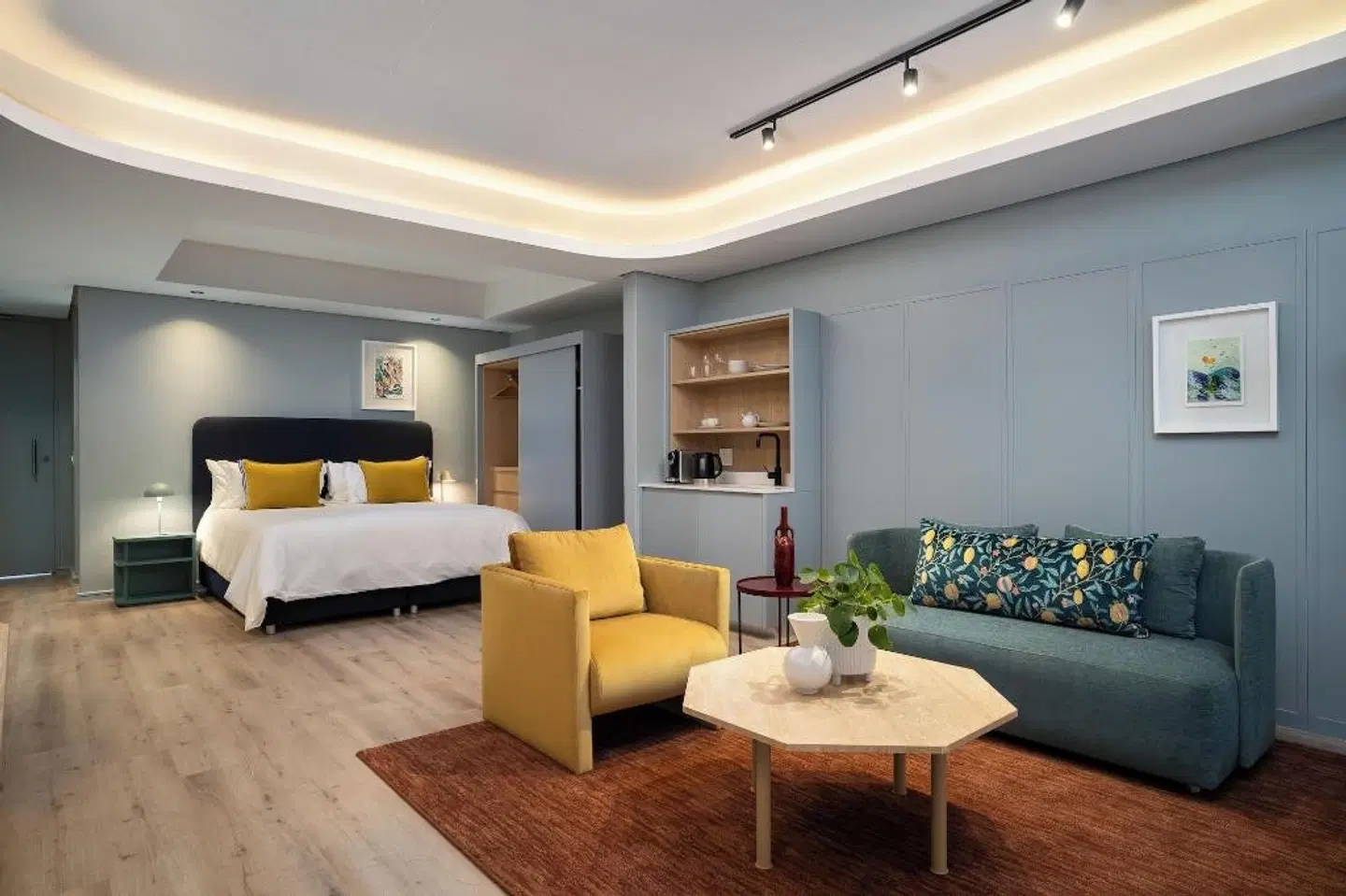 The Quarter Apartments LOUNGE_LOBBY