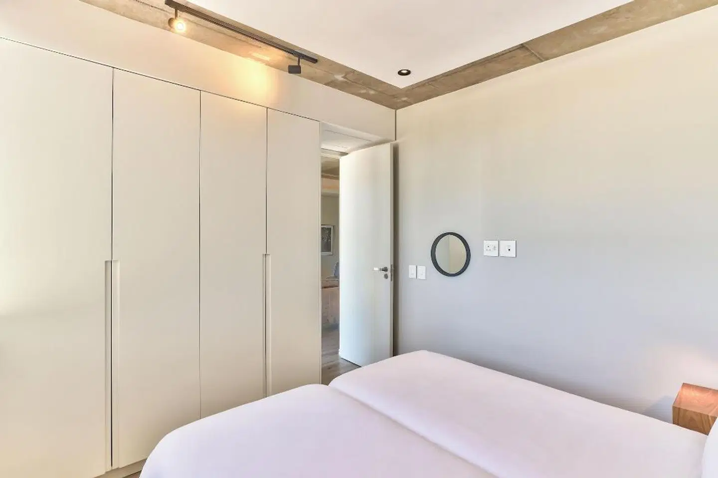 The Quarter Apartments ROOM_EXAMPLE