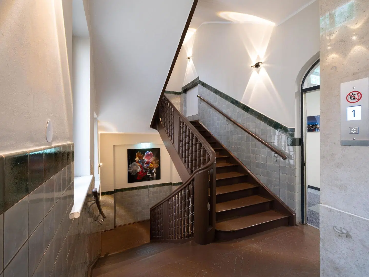 Smart Stay Hotel Station ROOM_EXAMPLE