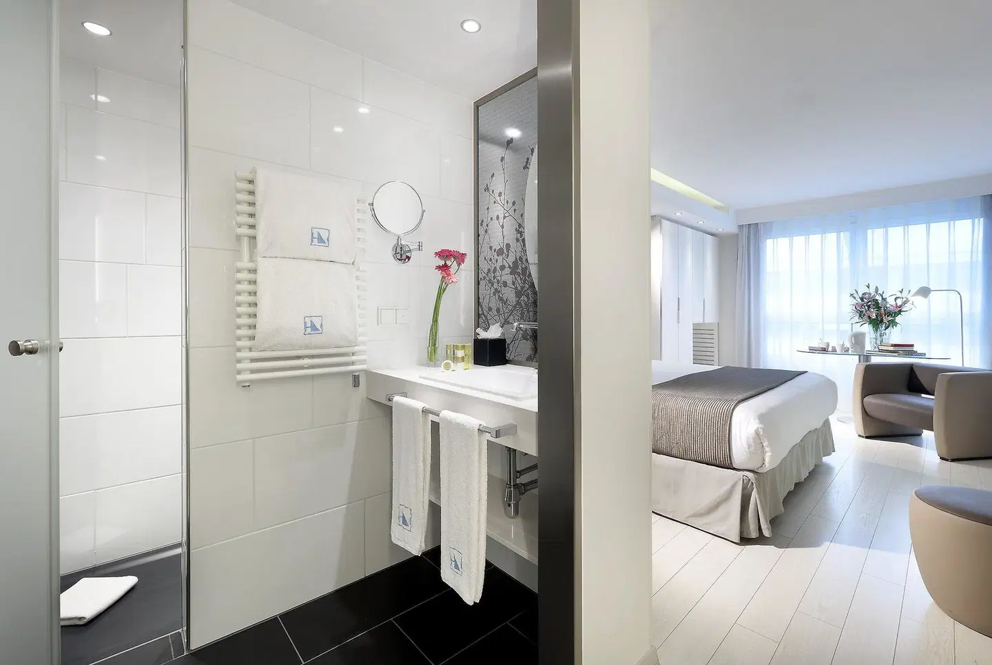 Eurostars Book Hotel Badezimmer