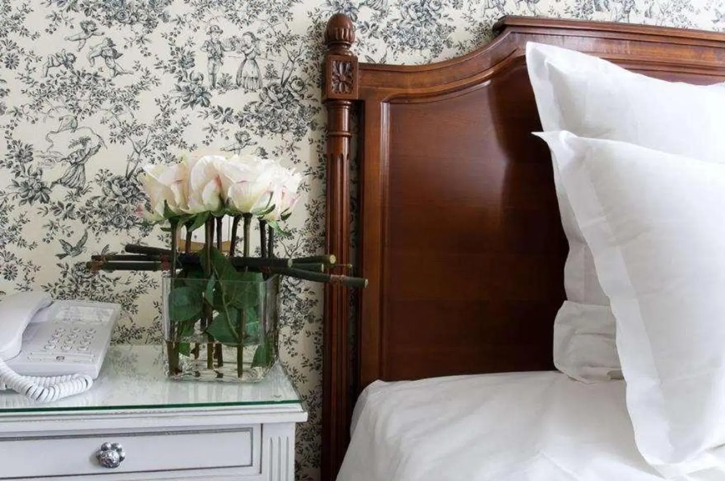 Hôtel Mayfair Paris ROOM_EXAMPLE