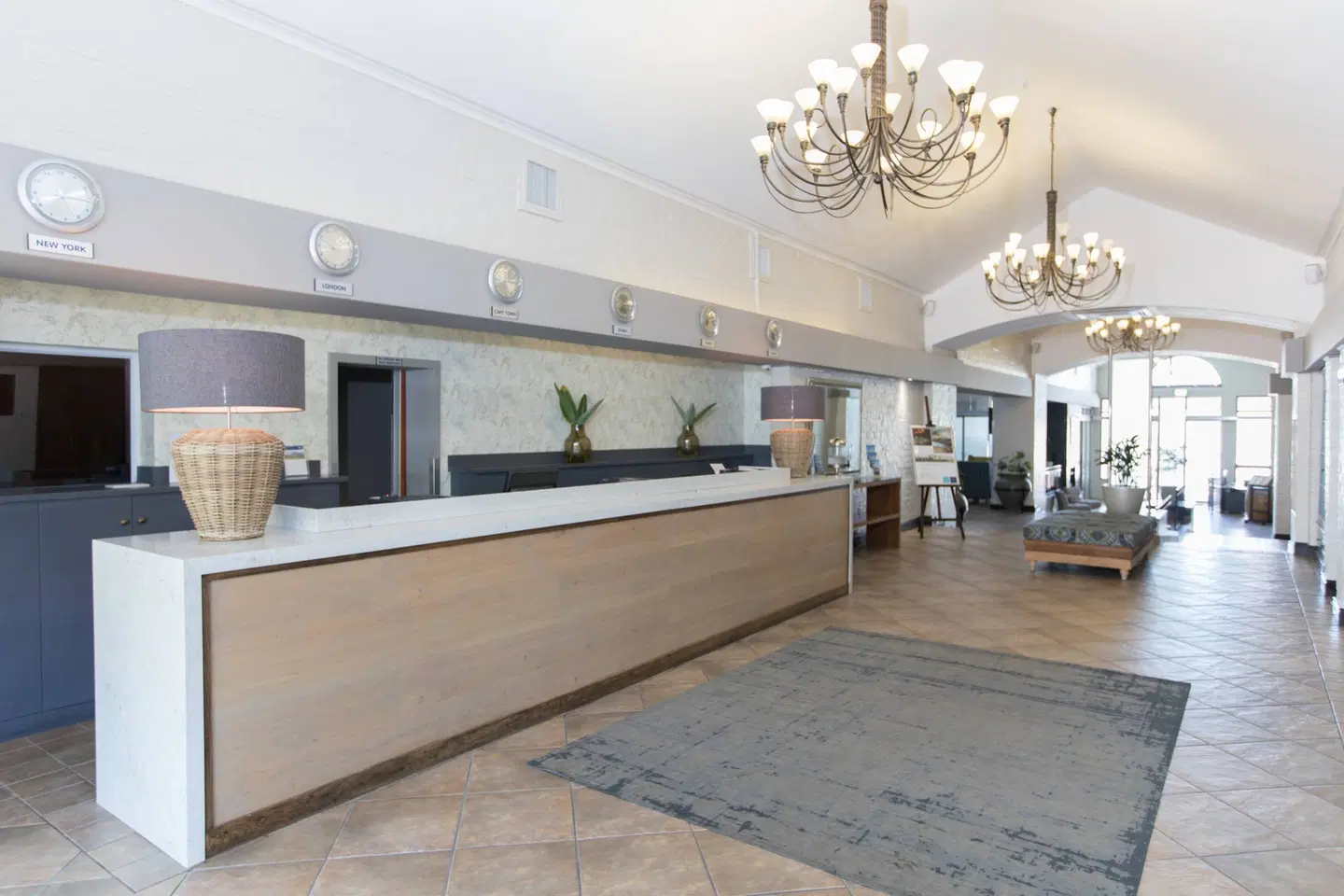 Protea Hotel by Marriott Stellenbosch and Conference Centre LOUNGE_LOBBY