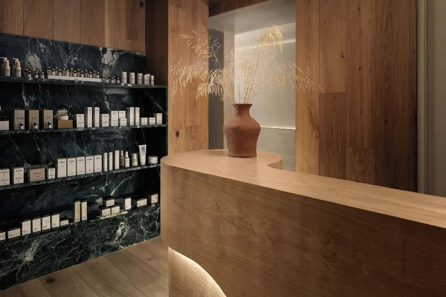 Morea House, Autograph Collection Bar