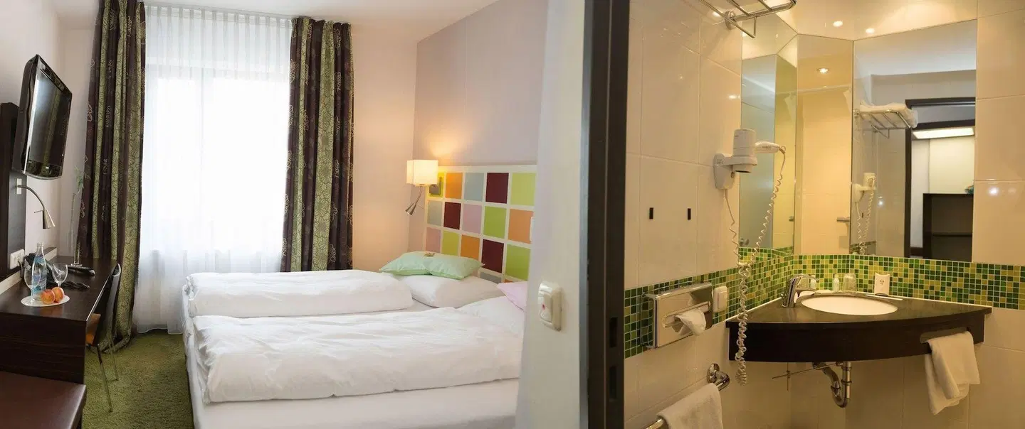 Hotel Arooma ROOM_EXAMPLE