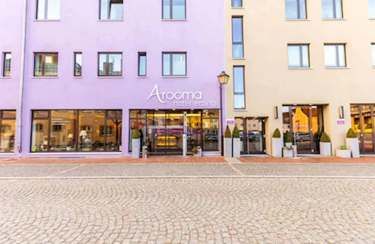 Hotel Arooma EXTERIOR