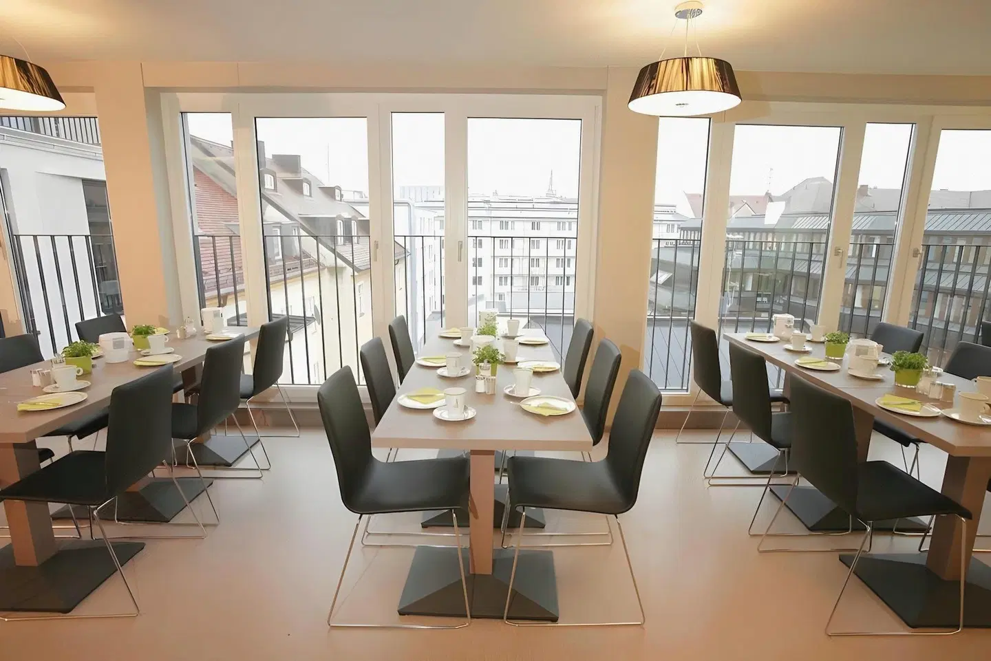 Hotel Demas City Restaurant