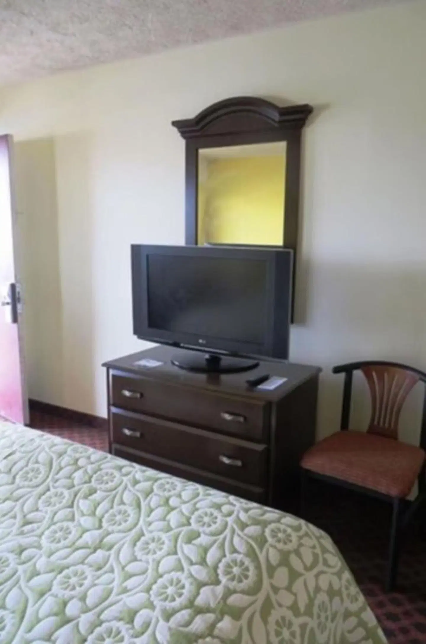Days Inn by Wyndham Plainfield ROOM_EXAMPLE