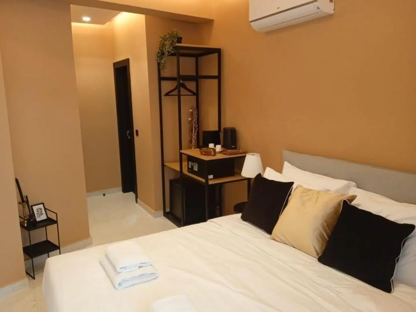 Clyde Athens by Nin&Bau ROOM_EXAMPLE