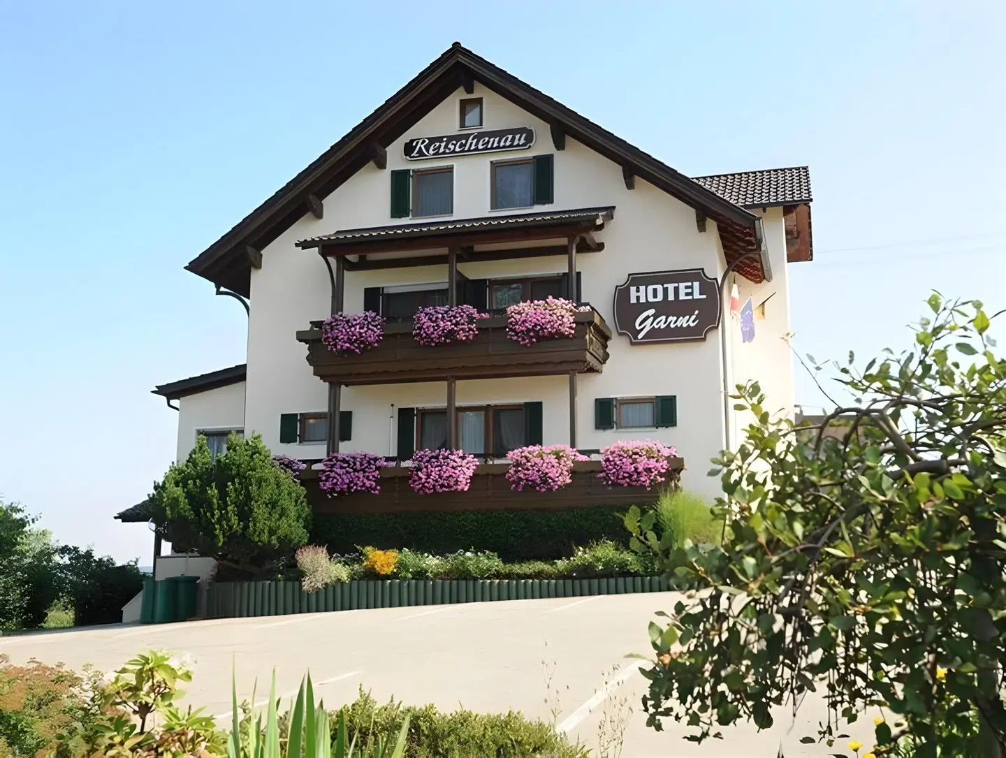 Reischenau EXTERIOR