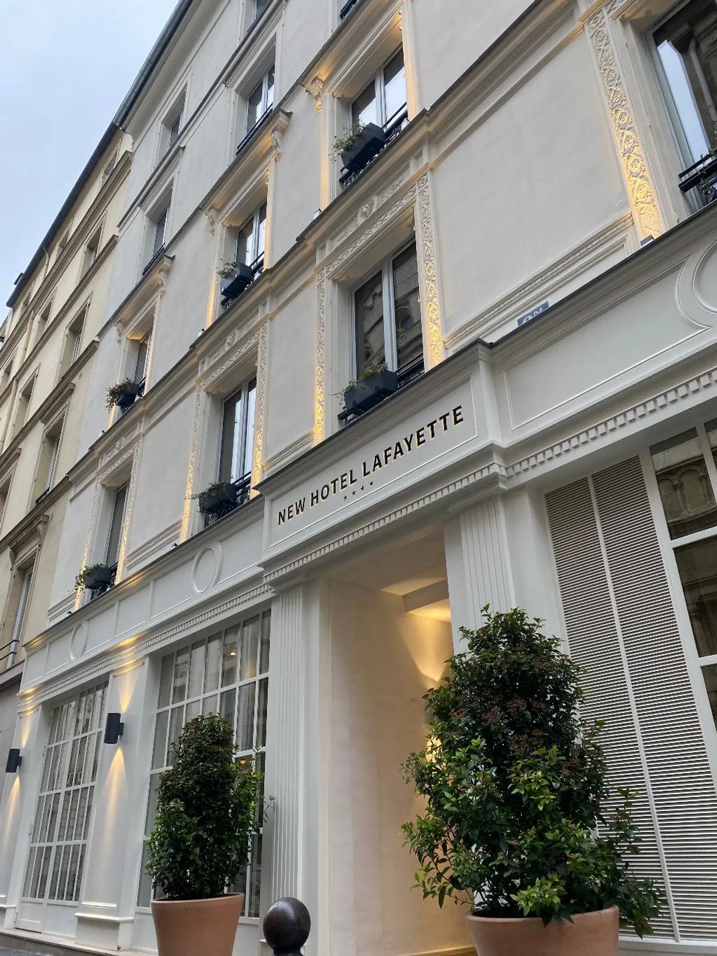 New Hotel Lafayette EXTERIOR