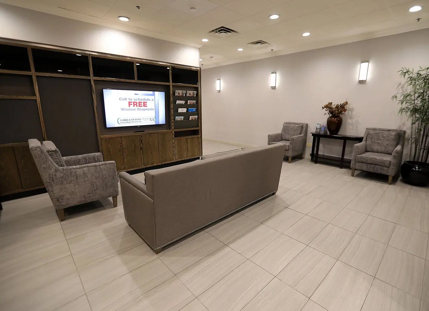 Holiday Inn O'Hare Area LOUNGE_LOBBY