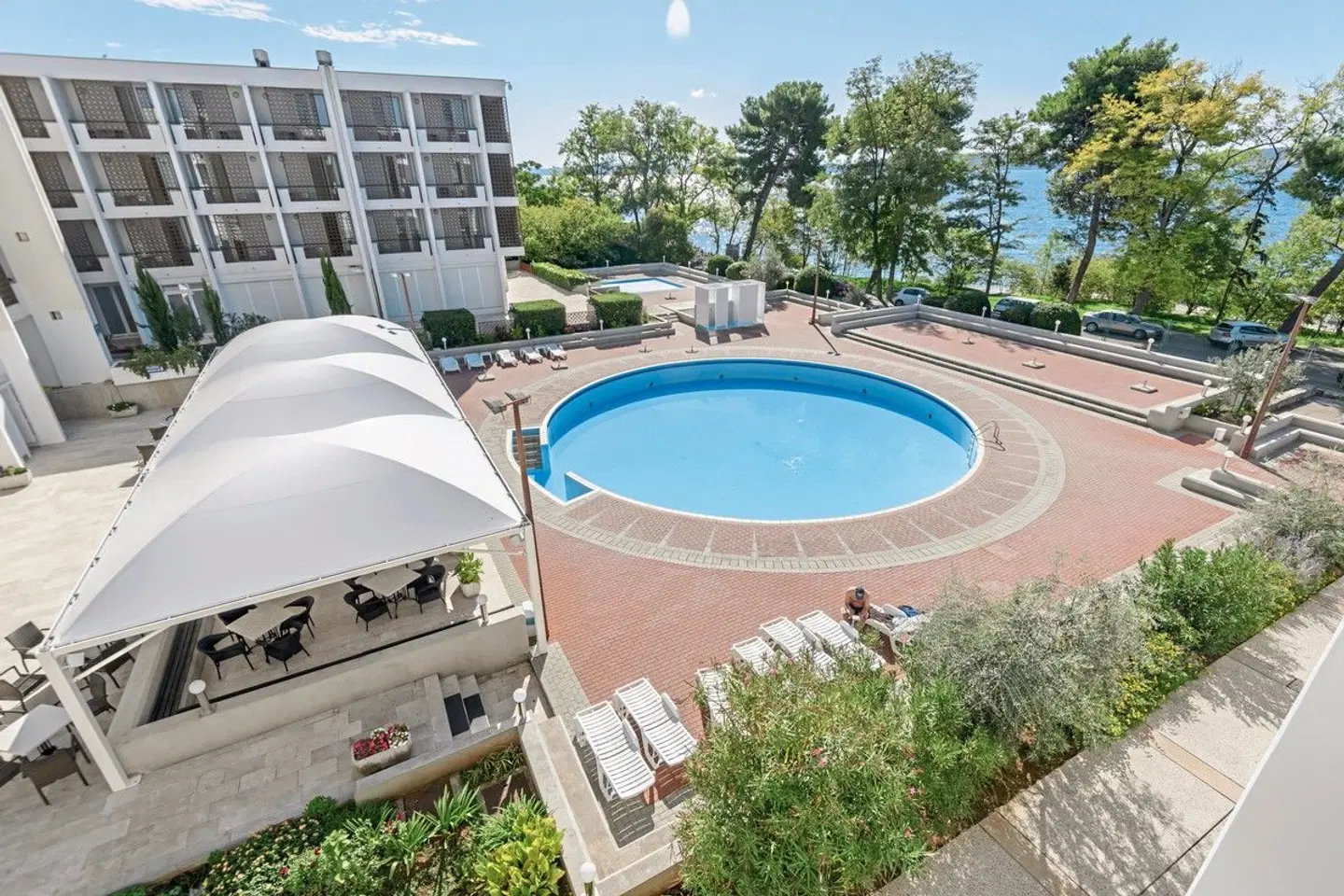 Hotel Kolovare EXTERIOR