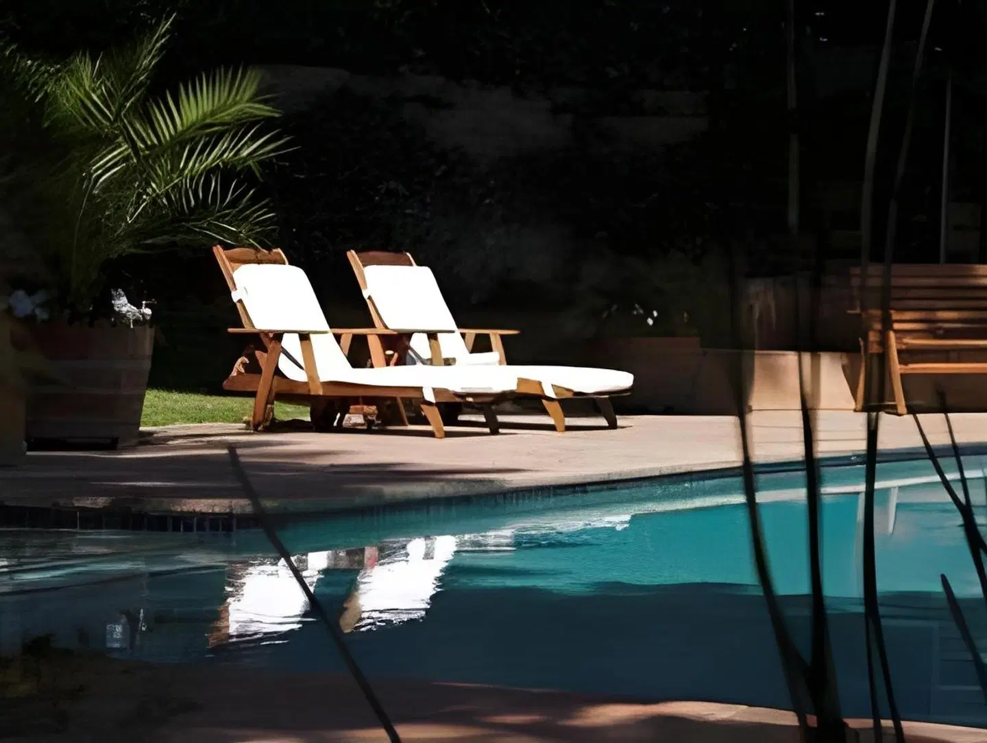 High Timbers Lodge OUTDOOR_POOL