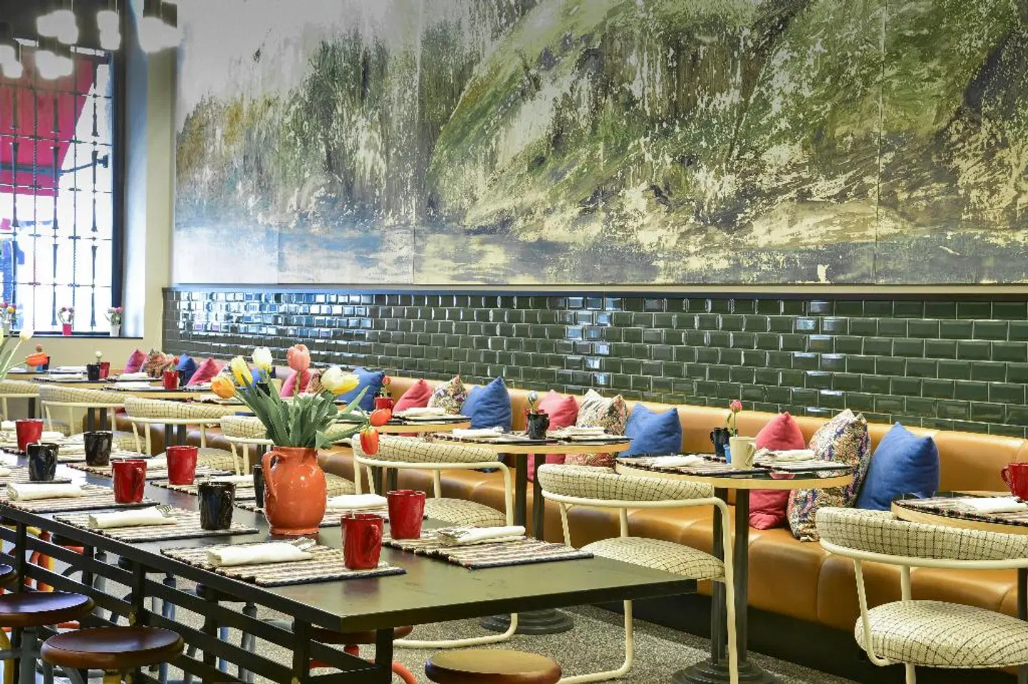 The Editory House Ribeira Porto Restaurant
