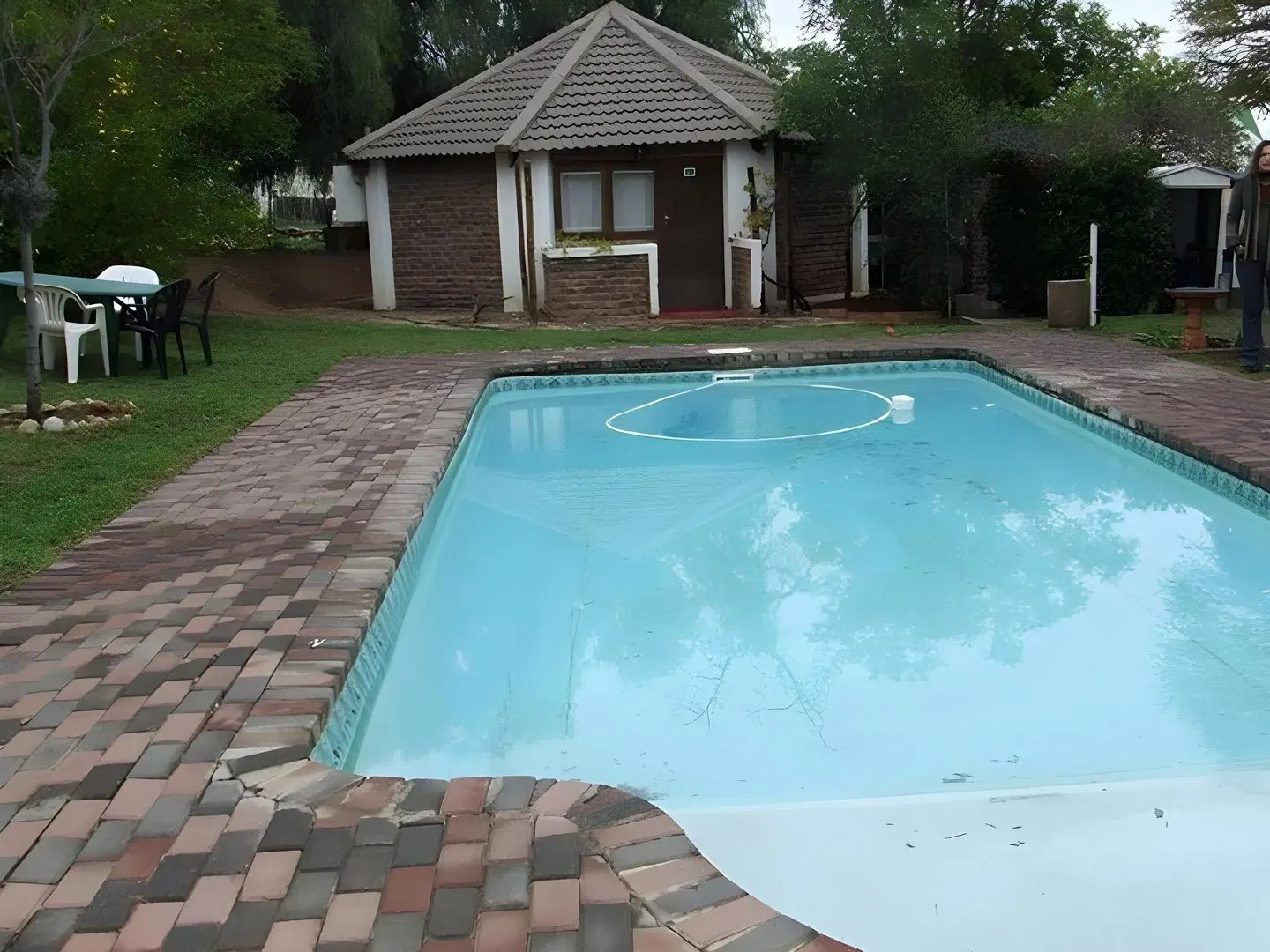 Oasis Shanti Backpackers OUTDOOR_POOL
