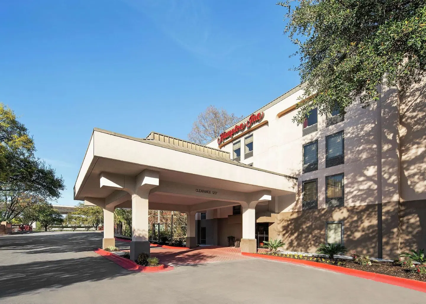 Hampton Inn Austin-North @ I-35 & Hwy 183 EXTERIOR