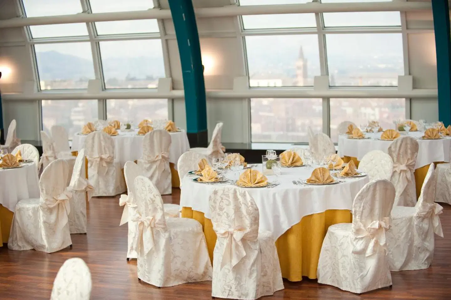 Montresor Hotel Tower Restaurant