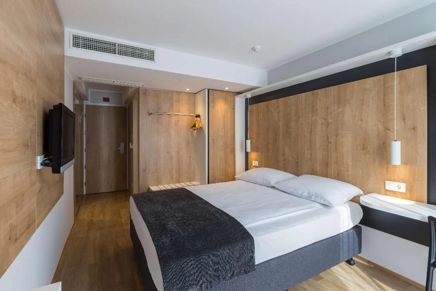 M Hotel ROOM_EXAMPLE