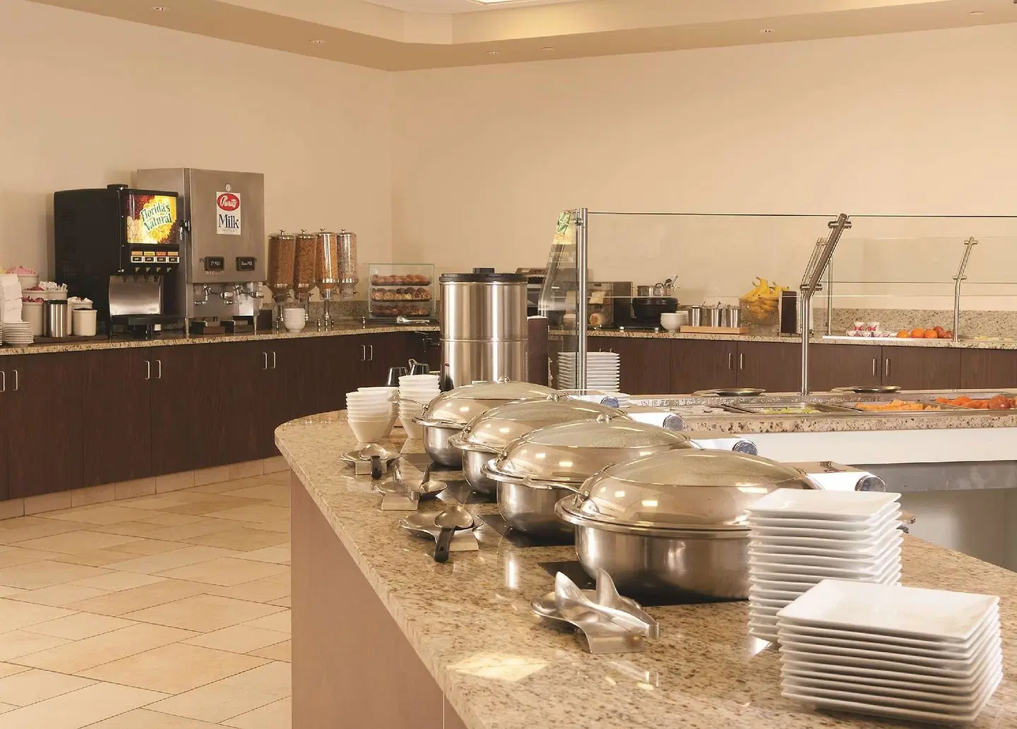 Embassy Suites by Hilton Nashville Airport Restaurant