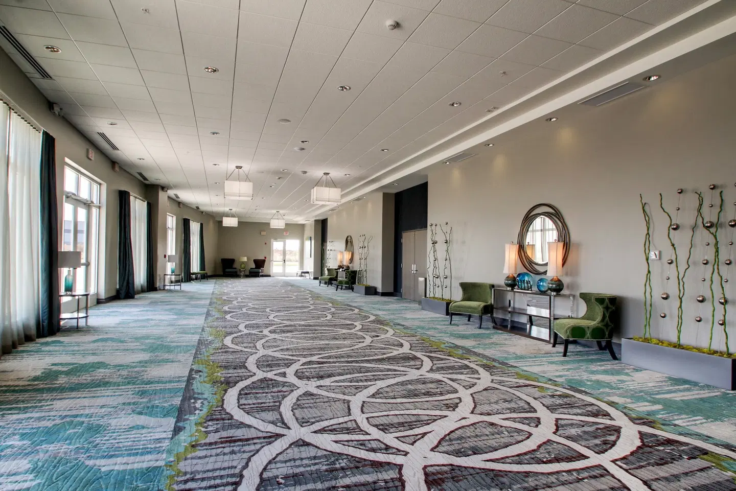 Holiday Inn & Suites Peoria At Grand Prairie by IHG LOUNGE_LOBBY